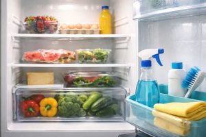 an-effective-method-of-cleaning-the-refrigerator-that-will-prolong.png