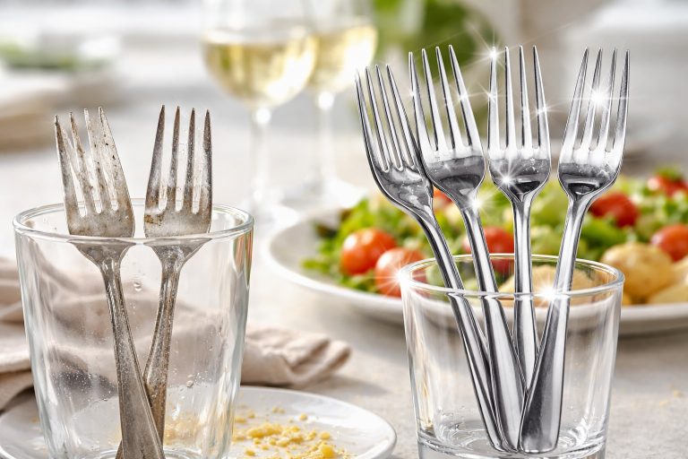 shine-matters-or-why-cloudy-forks-ruin-your-appetite.png